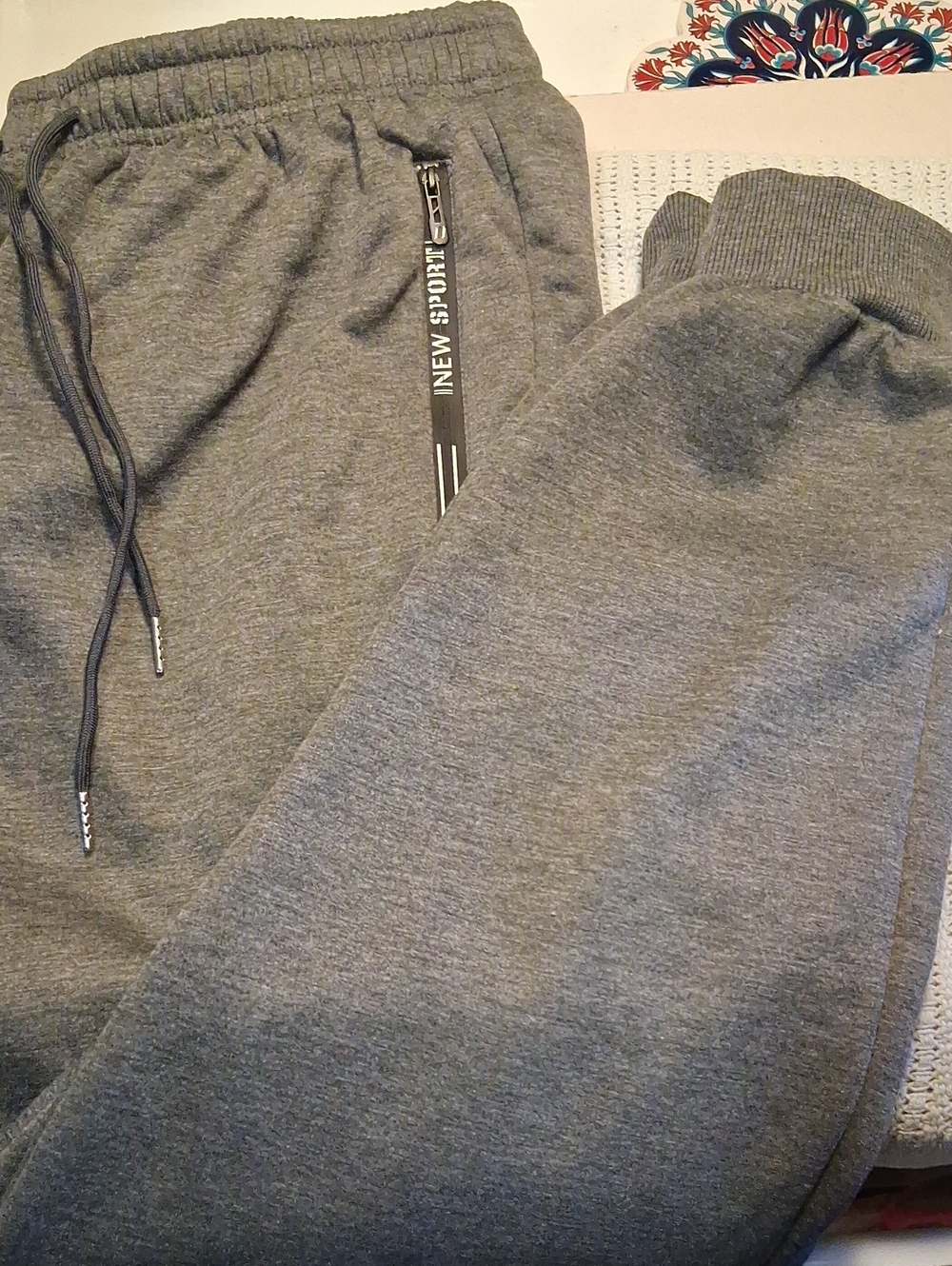 NEW Men's Lined Gray Jogger Sweatpants
